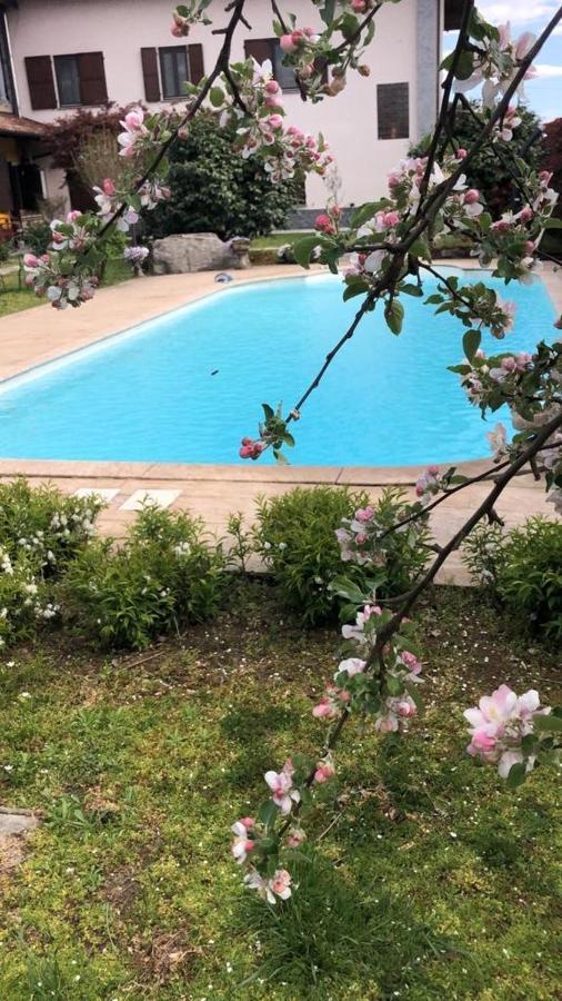 Apartamento Un Bell Incontro Borgo Ticino Exterior foto